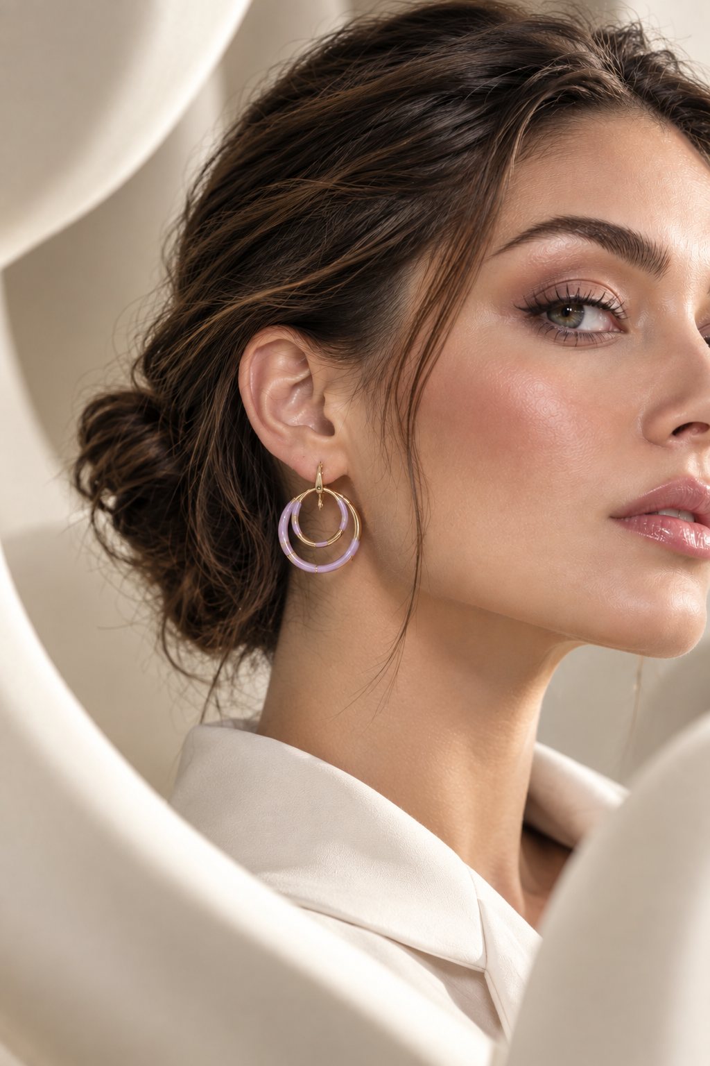 گوشواره حلقه‌ای دو دایره طلایی و بنفش زنانه
